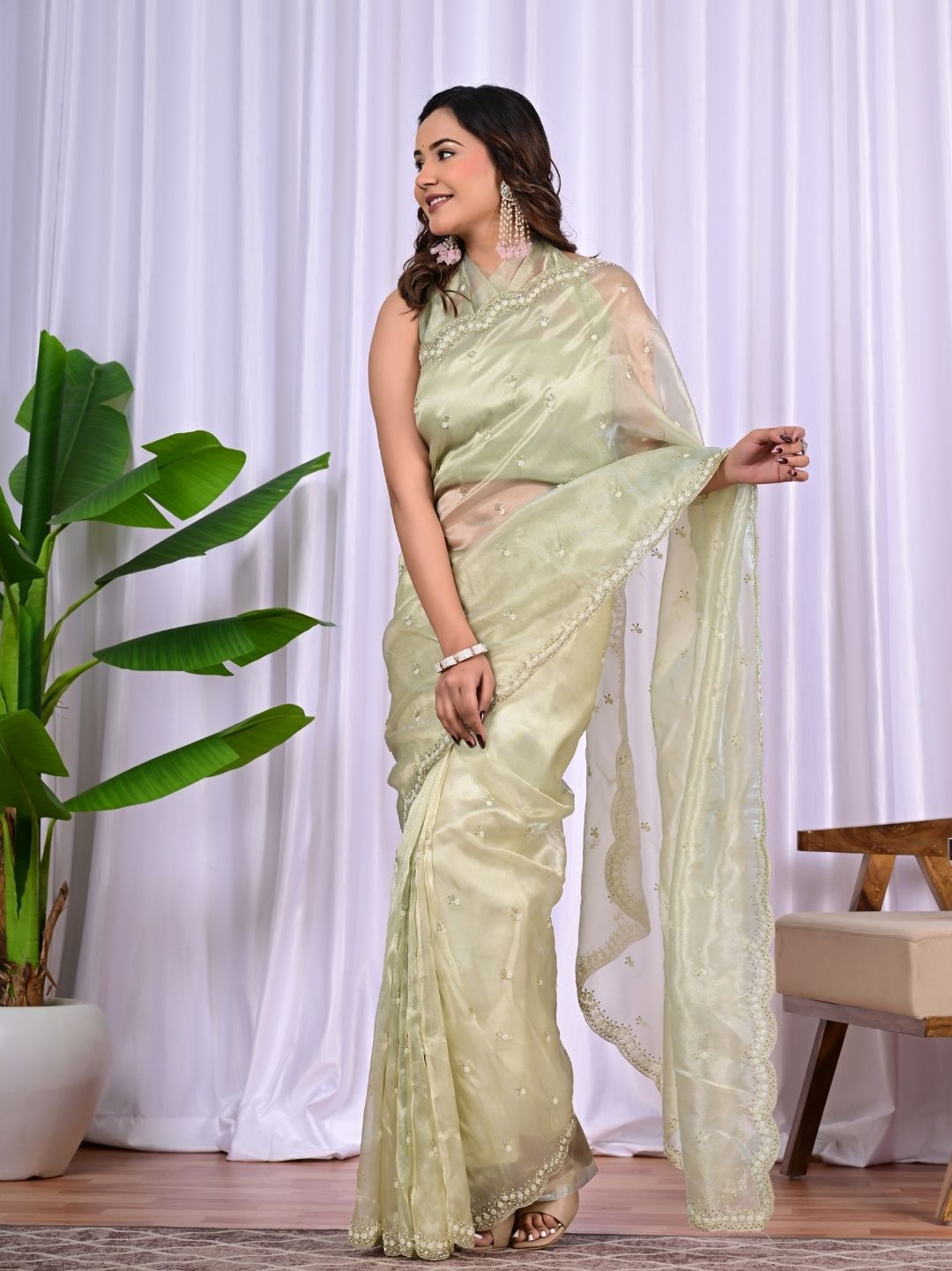 Designer Jiraff Fancy Saree with Kardana, Parle & Sequin Cutwork